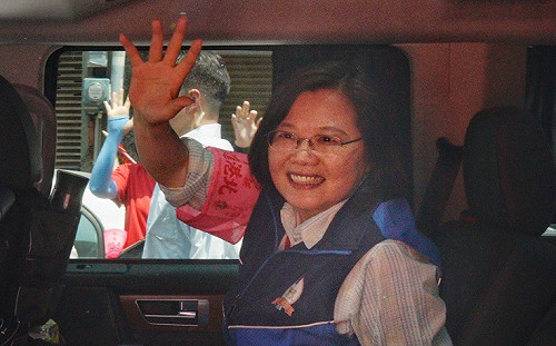 把武統學者李毅強制出境！ 蔡英文：主張武統衝擊國安