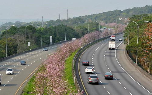 收假日路況順暢!6路段車流量大