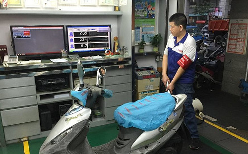 沒在騎也要檢驗！機車逾期6個月未定檢最重可註銷車牌