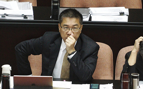 韓國瑜質疑中央「卡韓」　徐國勇酸：治安做好誰要卡他？