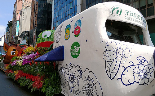 農產品成主角！農委會國慶花車超吸睛