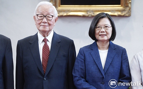 任張忠謀為APEC領袖代表 蔡英文總統交付兩項任務