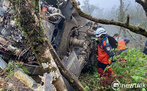 黑鷹失事》微弱電信訊號＋哨音 墜機搶救2大關鍵