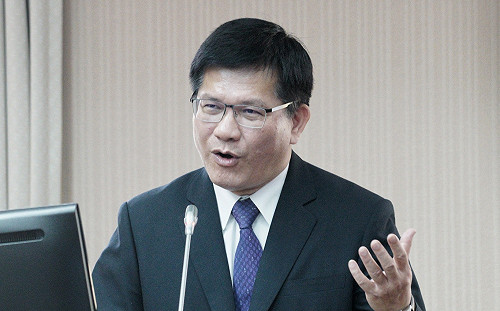 紓困金加碼100億！林佳龍：救命錢直接發給觀光業者