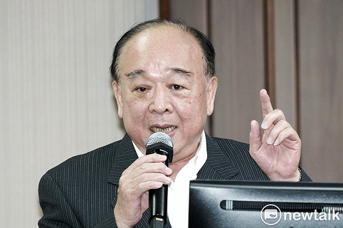 吳斯懷問5千人隔離誰做家事？綠委訝異：衛環委員會成員怎問外行話