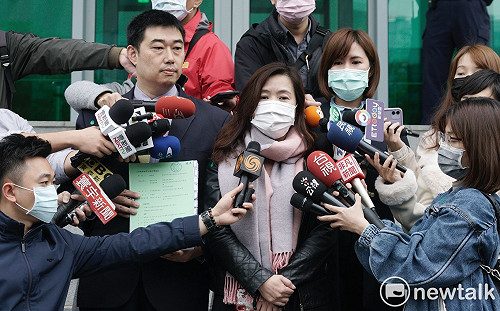 緊咬罷韓違法、諷「博歹筊」 王淺秋復出提行政訴訟停止執行