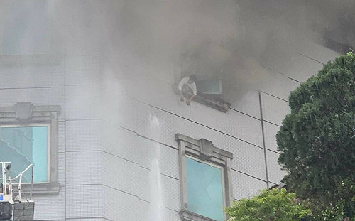 錢櫃林森店火警  起火點是5樓儲藏室