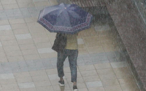 快訊》全台19縣市豪、大雨特報！新北、嘉義發布淹水警戒