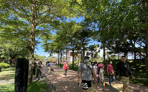端午連假高溫酷熱！東北部留意午後雷陣雨