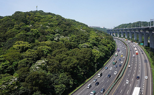 收假車潮高峰在明天！國道壅塞路段、時段一次看