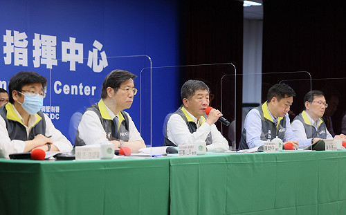 武漢肺炎》疫情海嘯迎面而來！陳時中：短期邊境不會再放寬