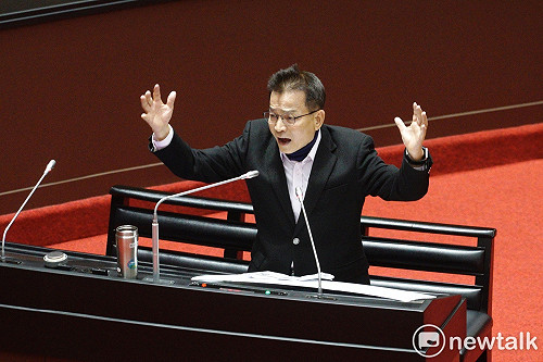 高端加打「要不然要怎樣」惹議 賴士葆教陳時中認錯