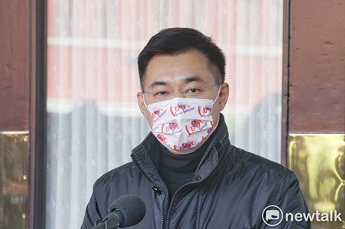獲選《時代》次世代百大人物 江啟臣:滿榮幸跟《鬼滅》作者同框