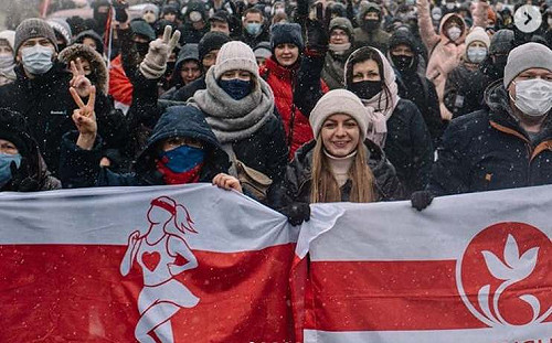 專論》雪白血紅-白羅斯反威權示威運動的凱歌與哀鳴