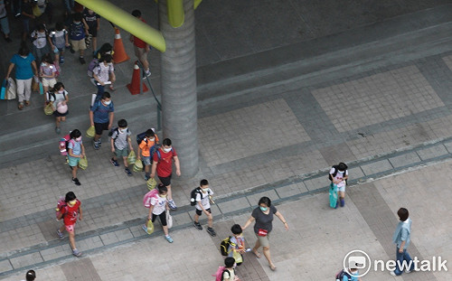 因應全台停課  公視三台今起播出國中小學生疫情節目