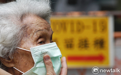 北市西園醫院原訂今早為長者接種 因「疫苗到不了」上午場臨時取消