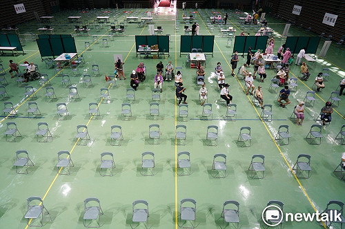 武漢肺炎》即時更新疫苗意願登記數據！第二劑疫苗覆蓋率已達21.51％