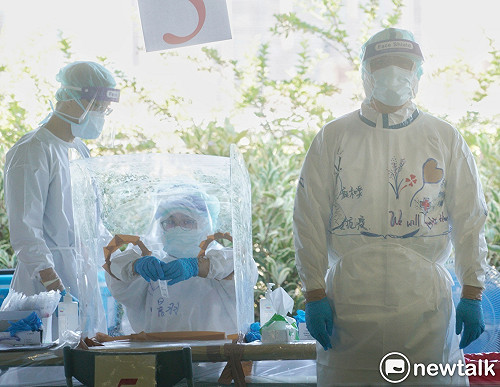 重症醫曝Omicron主要症狀！入院多為40歲以下年輕人