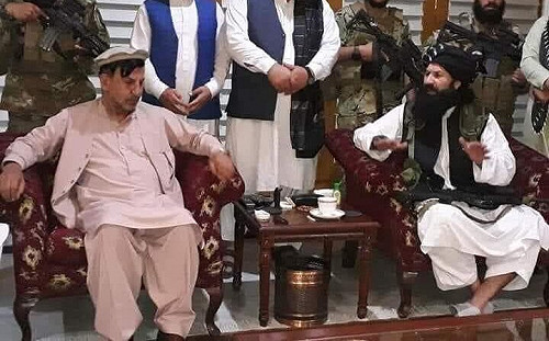 阿富汗總統逃跑  弟弟宣示效忠塔利班 畫面曝光引熱議