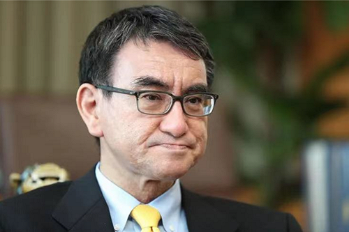 日本首相菅義偉表示支持河野太郎 4人角逐自民黨總裁 29日見真章