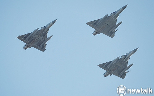 幻象2000墜海初判機械故障 空軍司令部：全面停飛進行特檢及調查