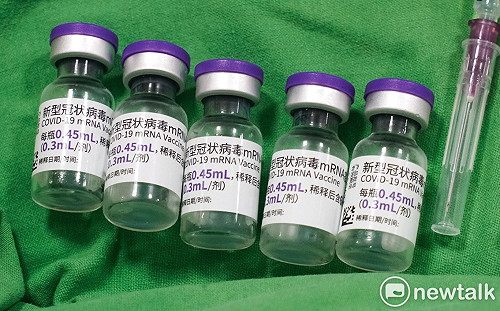 柯文哲任內「心電圖測BNT副作用」遭擋？疾管署澄清：當時回覆同意執行