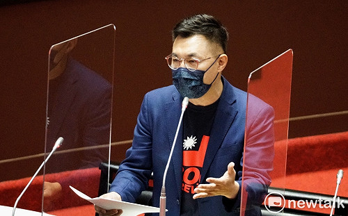 裴洛西傳訪台 國民黨前主席：由衷感謝她對中華民國的支持