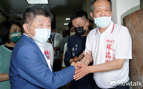 扁批「踏著將近1萬具屍體進軍北市」 陳時中：虛心接受