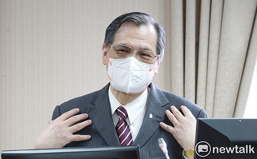 現身了！陳明通立院備詢 避談林智堅論文案