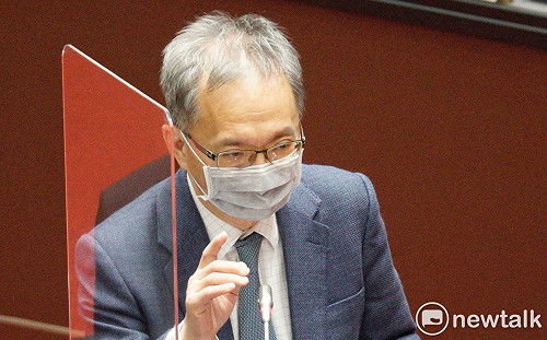 健保部分負擔何時實施？薛瑞元拋「2條件」：不一定年底上路