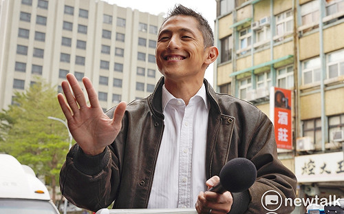 吳怡農改變選舉文化？他「逆風」批：贏了才有改變空間