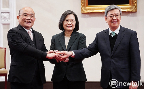 蔡英文花過半談話肯定蘇貞昌、交付陳建仁「四大任務」