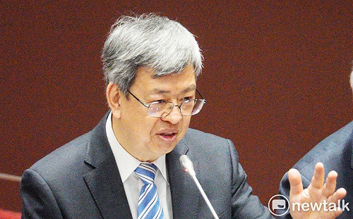 故宮數千國寶圖檔被駭、被賤賣 陳建仁證實：相關報告1月有核定 