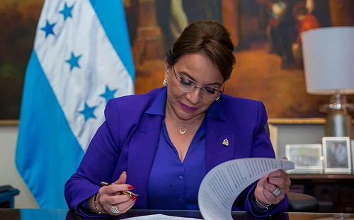 路透：美國正設法阻止宏都拉斯與台灣斷交