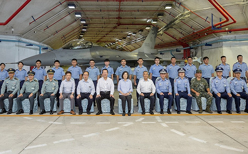 蔡英文視察東部戰區 佳山基地內景曝光 