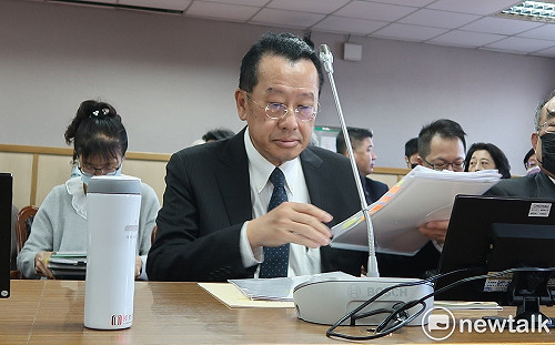 中國出手逼郭台銘不登記？顧立雄：他應心裡冷暖自知 