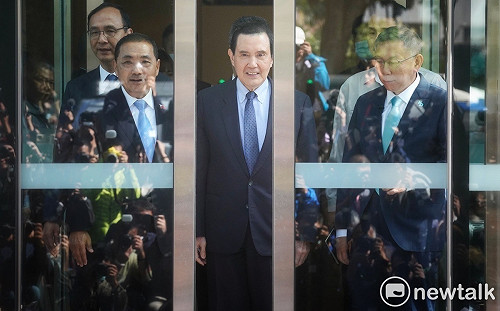 民主之盾》藍白「難以戰鬥」、「無法預測」的總統候選人！ 