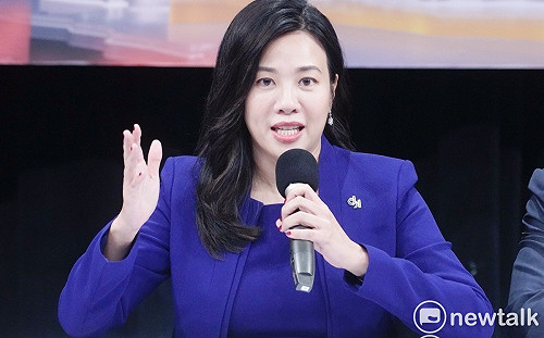 轟藍綠脫離民眾日常生活 吳：需要的是嗡嗡嗡為大家賺、省錢的「柯盈配」