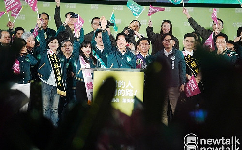 柯文哲選前之夜傳用民進黨凱道舞台 綠營人士：以德報怨、開大門走大路