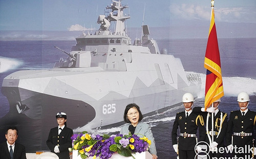 首批高效能艦艇全數交艦 蔡英文：展現我們守護民主的決心 