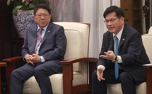 藍白硬推「國會擴權」還扯林佳龍 卓冠廷揭內容、涵義完全不同