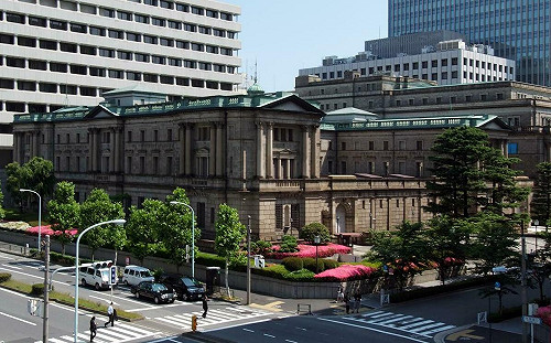 日本央行利率按兵不動 分析師：日銀步調謹慎但逐步轉「鷹」