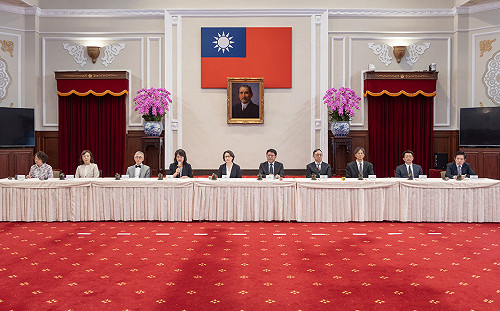 民眾黨提「14問」問卷 大法官被提名人：待立院審查時程定案後依法答復