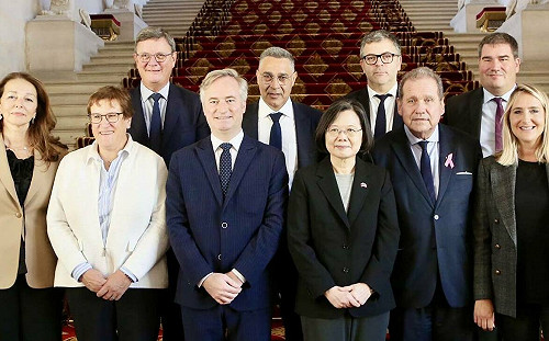 謝步智觀點》台灣未來外交女主外、男主內? 川普若再當選台美關係變數多