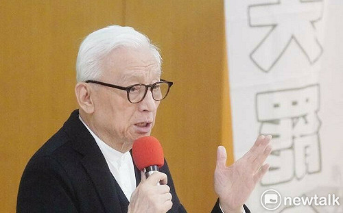 是政治變色龍還是台獨新教父？曹興誠今發文說明2019年是轉折點