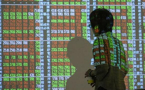 台股開市暴跌超過2000點、1700家跌停  狄驤:想逃都沒得逃