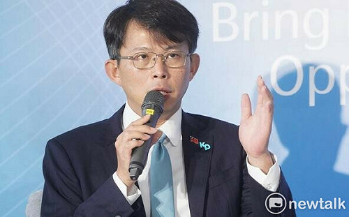 管中閔願任民間衝擊影響評估召集人 黃國昌:用真正民主引領台灣