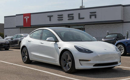 特斯拉也會怕川普掀貿易戰被報復？ 發信示警：不要傷害美企