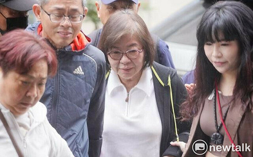 黃呂錦茹、賴苡任等5人遭起訴　藍議員：別再羈押  盡快放人 