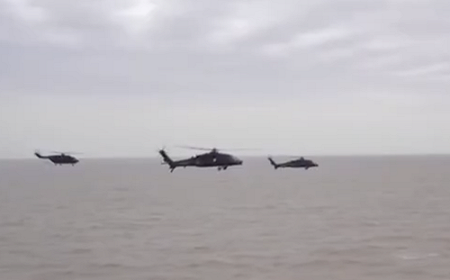 (影)連續10天11起對峙! 只隔10尺 「外國勢力」東海近逼解放軍直升機